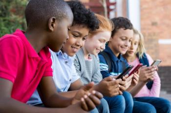 Smartphone checking during school hours linked to impaired cognitive control | Image Credit: © Rido - © Rido - stock.adobe.com.
