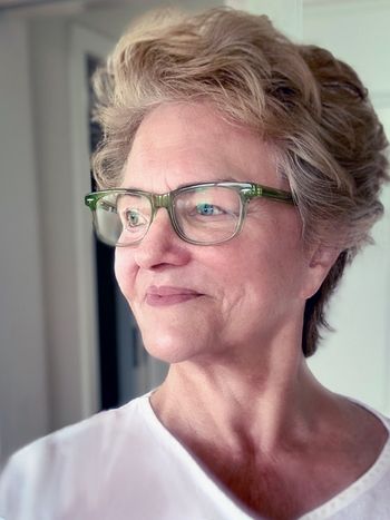 Opera singer and osteosarcoma survivor, Kathleen Watt