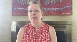 Survivor Turns Negative Thoughts Into Laughable Moments During Cancer Treatment