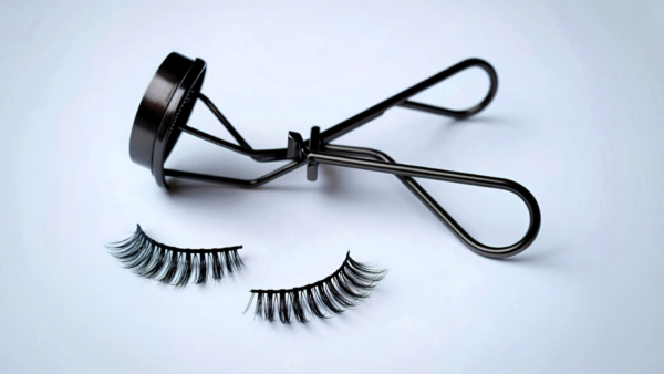 Image of eyelashes