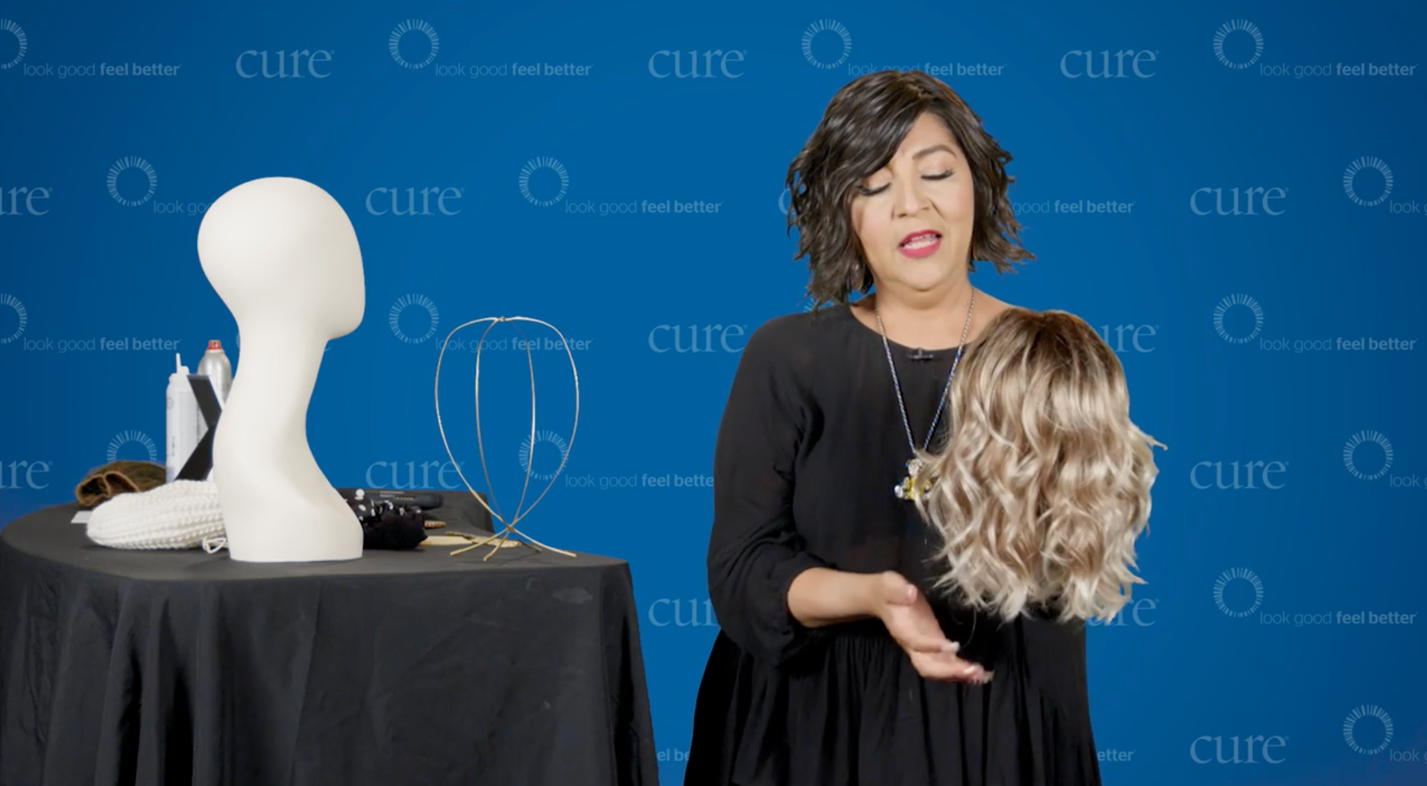 How to Style a Wig After Hair Loss From Cancer Treatment