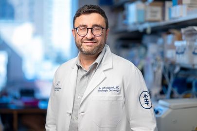 Dr. Ari Hakimi