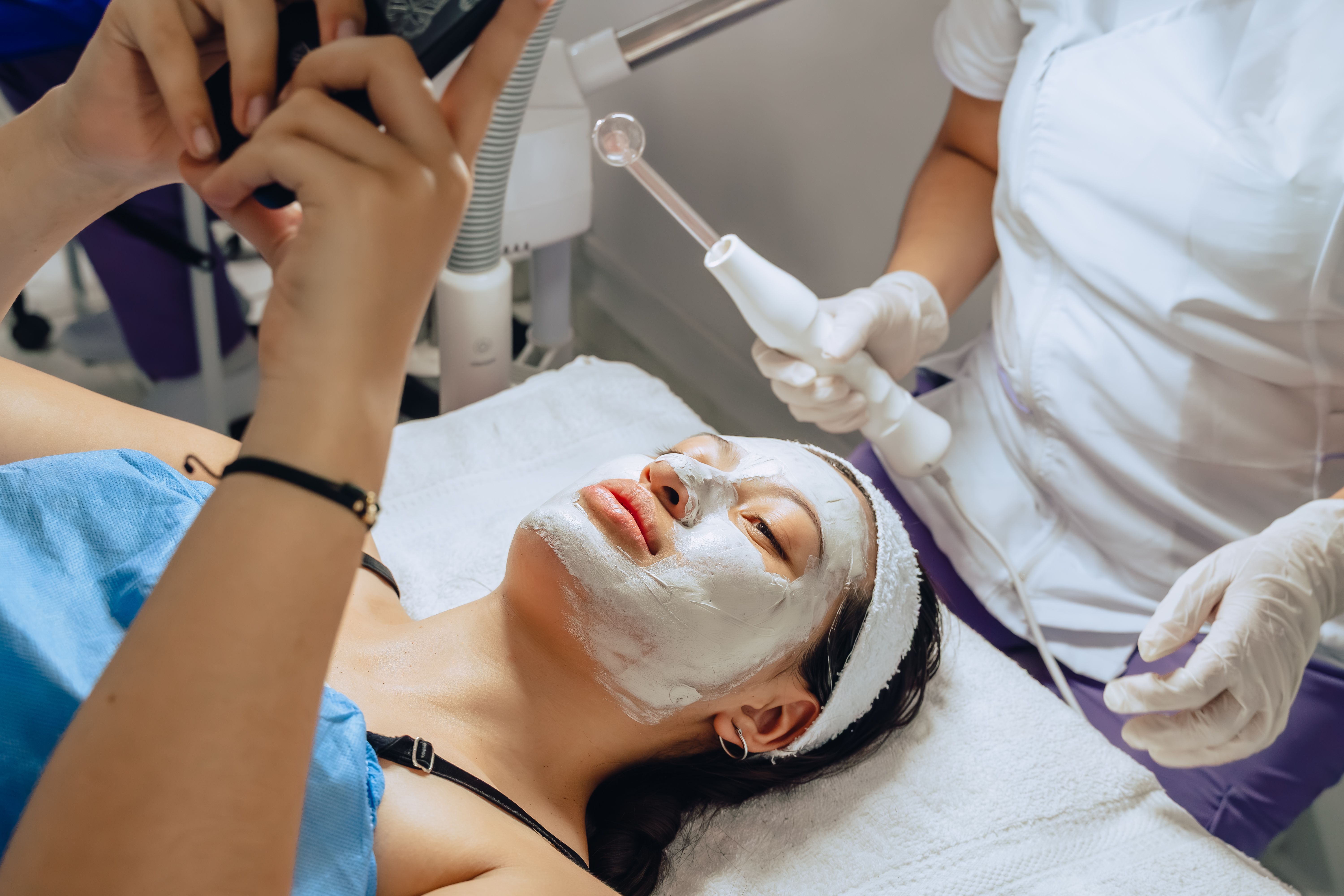 Social Media Significantly Influences Attitudes, Behaviors Toward Skin Health Social Media Significantly Influences Attitudes, Behaviors Toward Skin Health