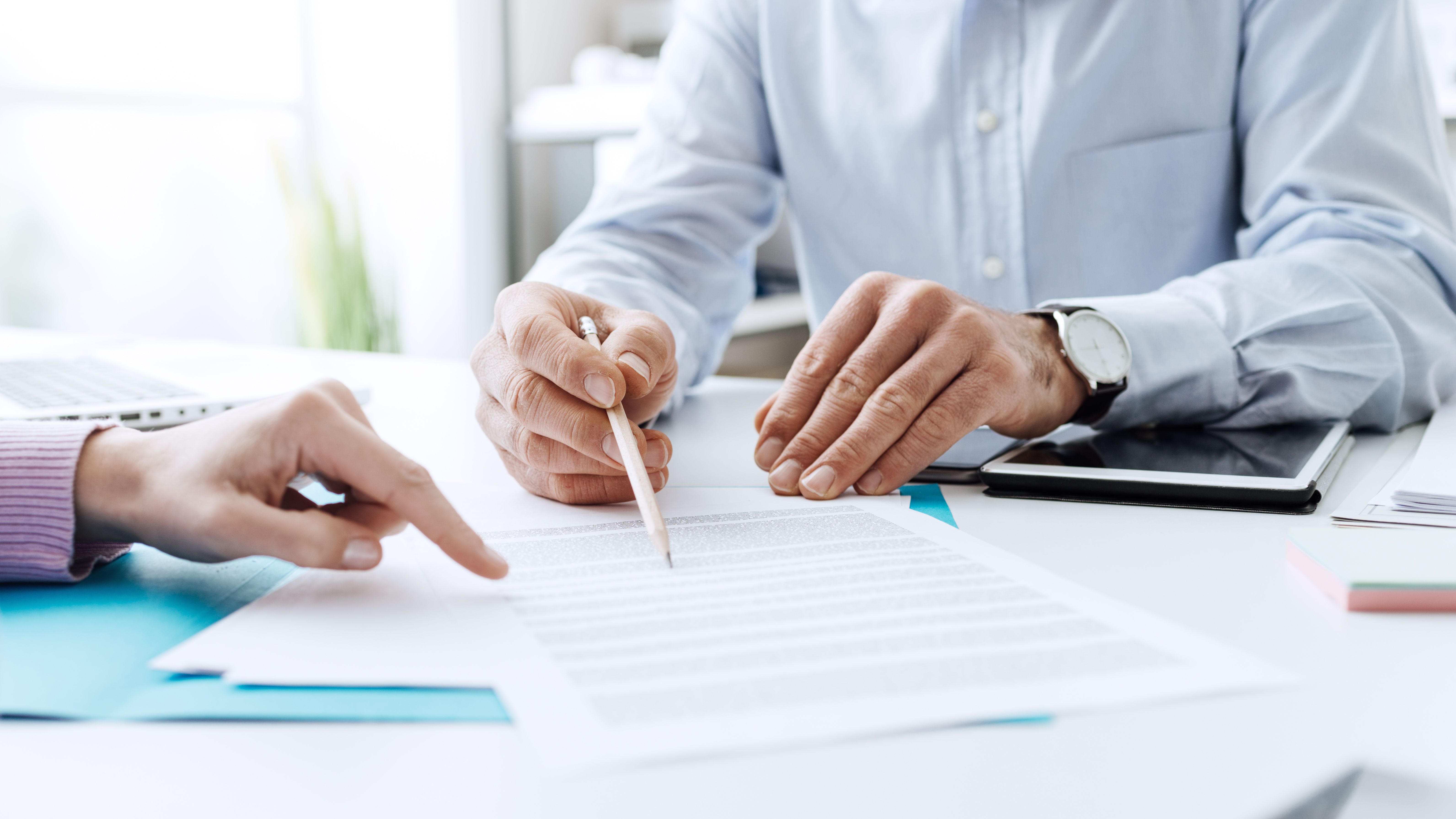 The Offer Was Good, the Internet Said Otherwise: When Bad Advice Costs More Than a Bad Contract