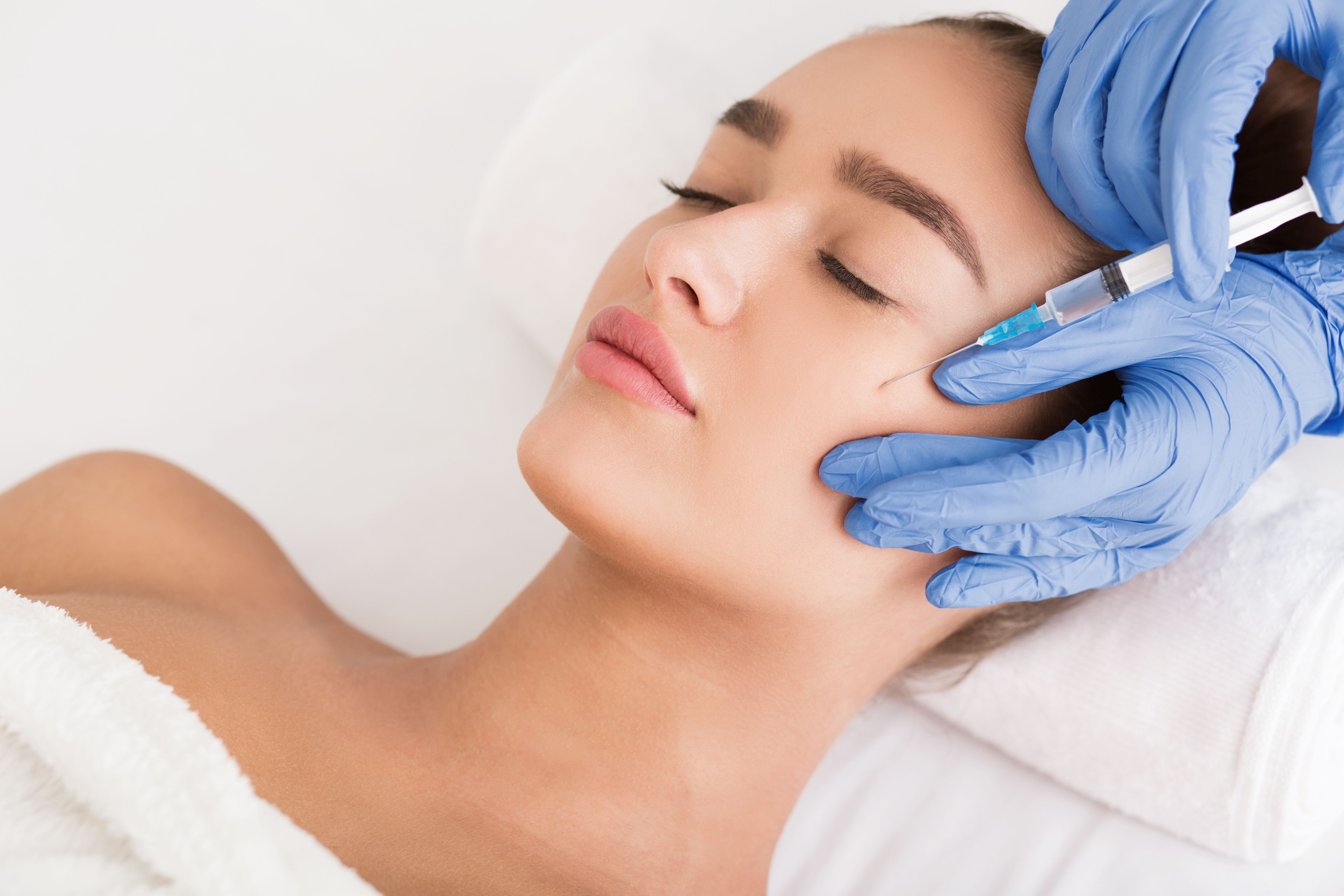 Evolus Submits Evolysse Sculpt for FDA Approval, Expanding HA Dermal Filler Portfolio