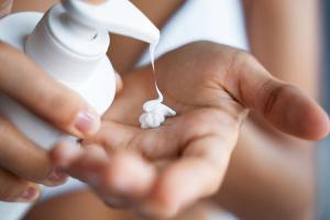 An OTC Moisturizer’s Effects on Skin Ceramide Levels 