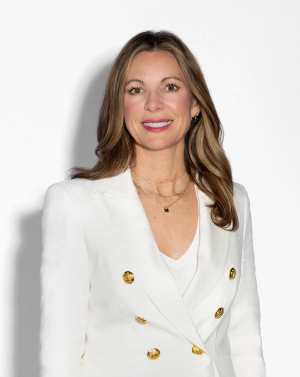 Q&A: Adelle Walker on How Functional Wellness is Redefining Aesthetic Dermatology in 2026