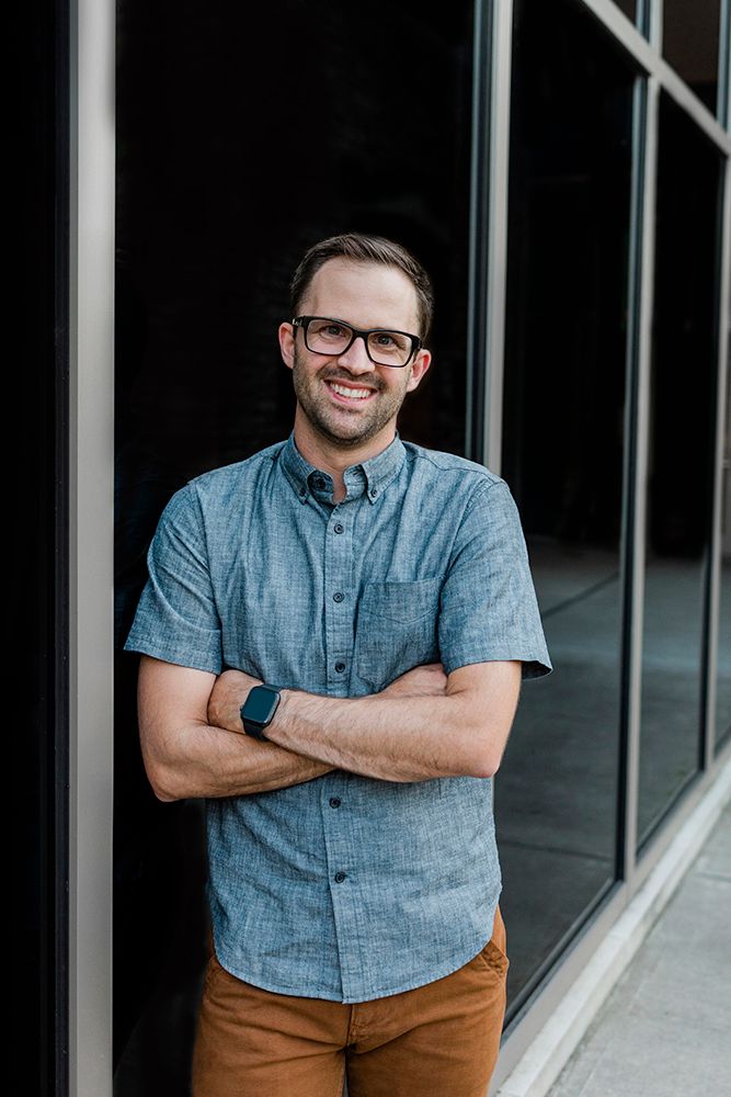 Joshua Prentice Closer Look: Offering Better Crowns in a Single Visit