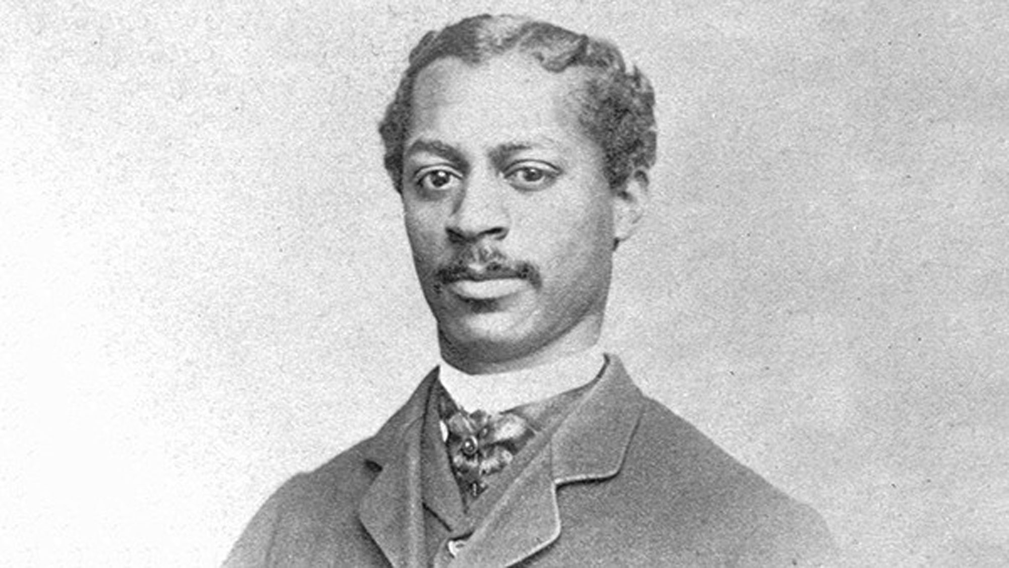 Dr Robert Tanner Freeman