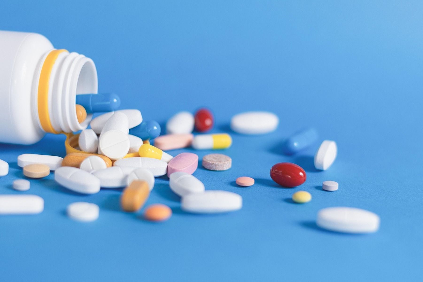 American Pharmacists Month: Pharmacies Expanding Clinical Services Amid Network, Access Challenges