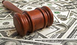 Gavel Over Benjamins _73908102