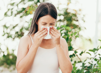 woman with allergies