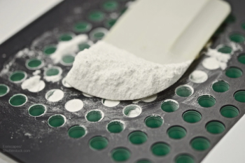 Compounding opioid drugs