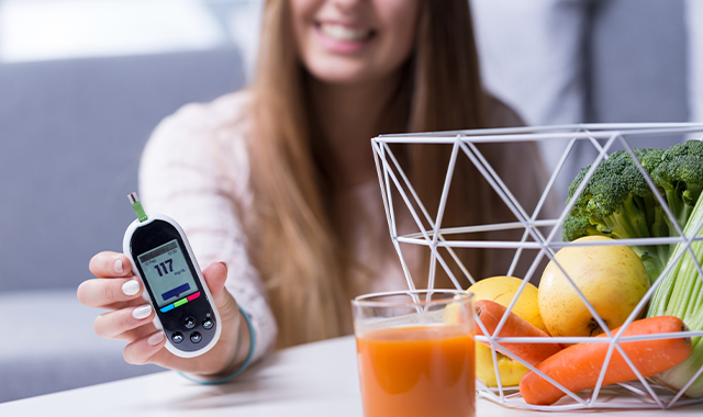 Diabetes monitor with food