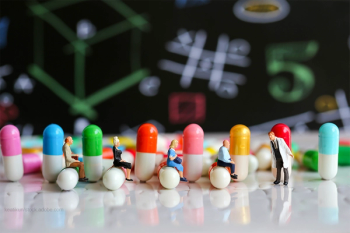 Pharmacist teaching about medication