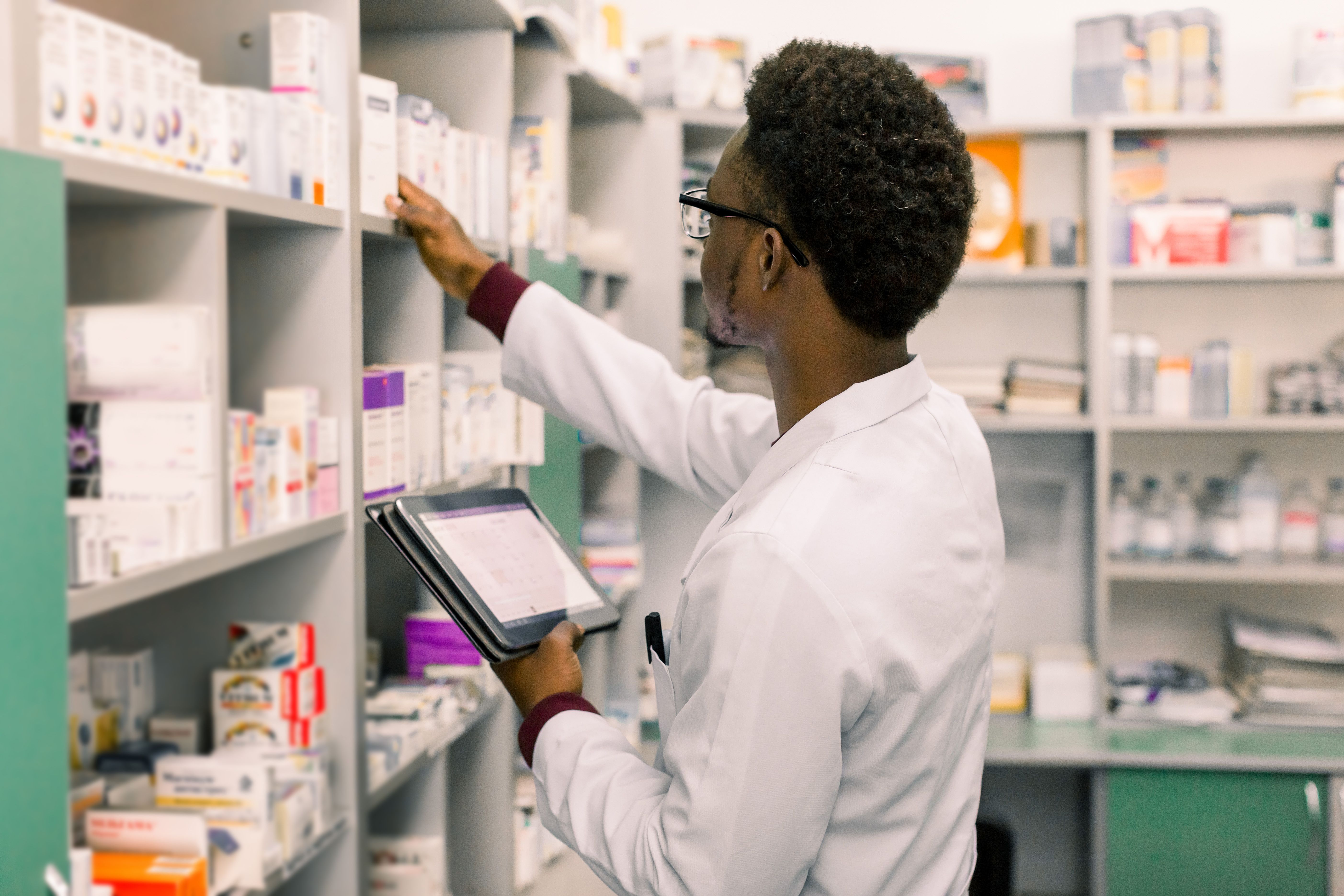 Finance Strategies for Independent Pharmacies Facing Shrinking Margins