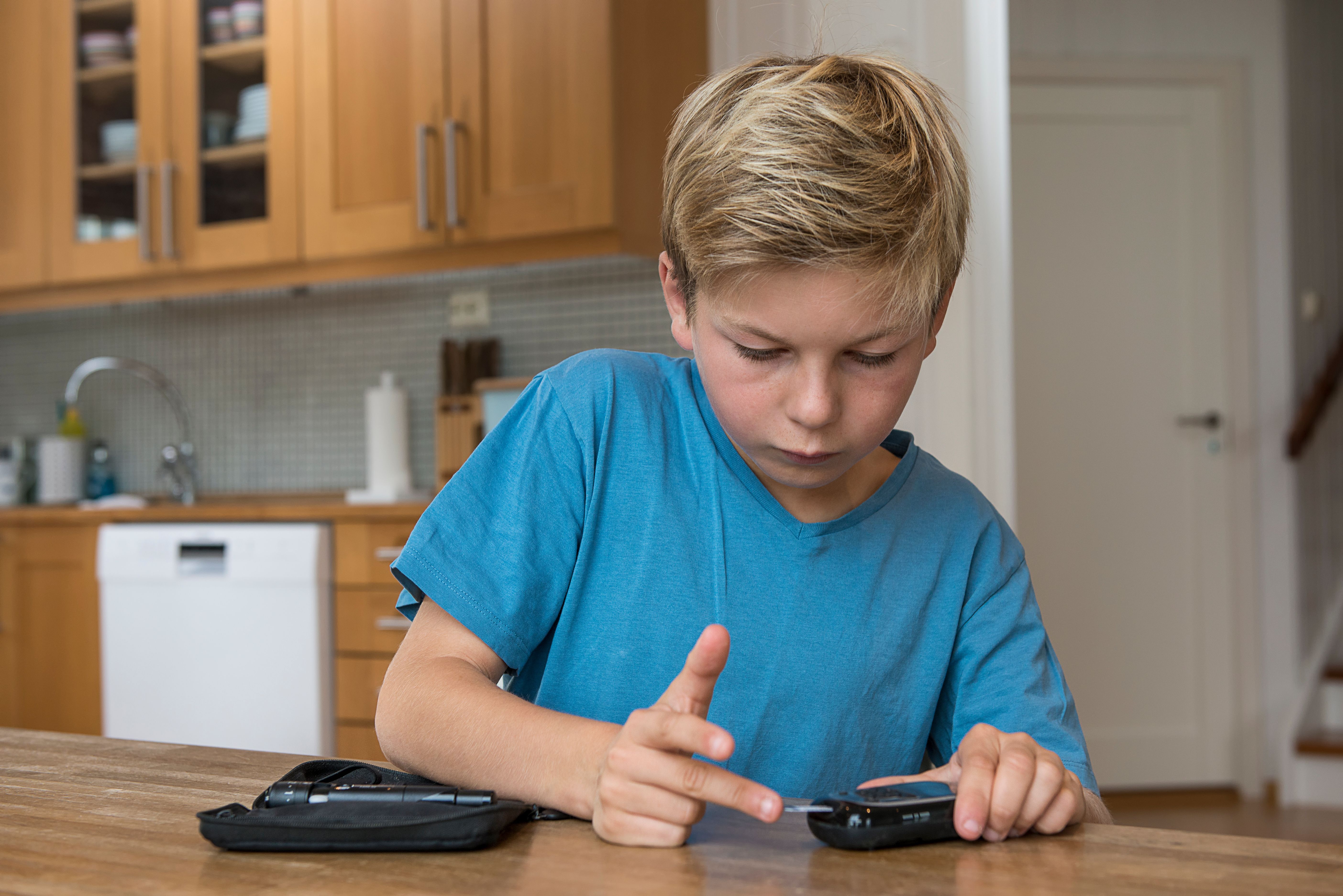 Understanding Resilience in Adolescents with Type 1 Diabetes Understanding Resilience in Adolescents with Type 1 Diabetes