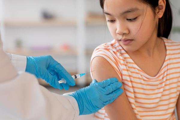 Trump Signs Order Narrowing Childhood Vaccine Recommendations