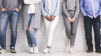 veterinary-people-leaning-on-wall_main.jpg