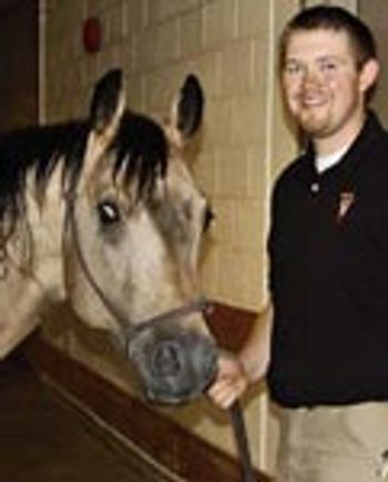 veterinary_Rogers_w_horse-684678-1384218490428.jpg