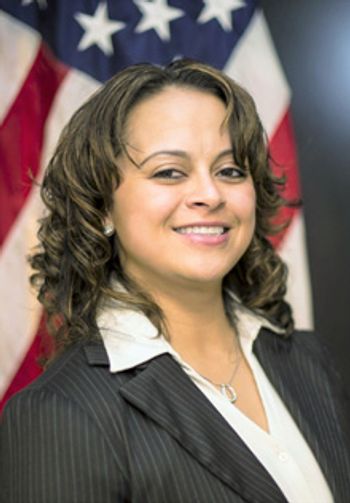 Rachel_Cezar_220.jpg