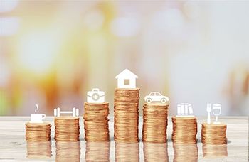 Veterinary-money-loan-debt-AdobeStock_254534782_450.jpg