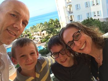 Sue_Ettinger_family_450.jpg