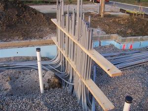 How to manage your construction project while staying in business