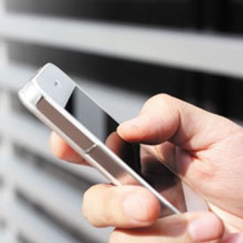 phone_220.jpg