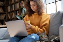 EP. 1 A promising job outlook for new veterinary school graduates
