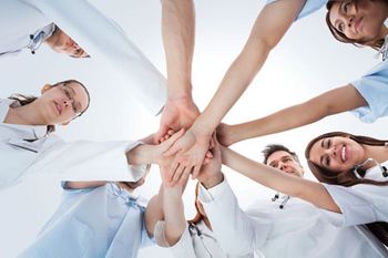 veternary-team-meetings-pmoy-marshall-liger-shutterstock_186812141-450.jpg