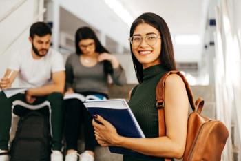 AAVMC and Chewy Health open nominations for 2027 veterinary student leadership scholarships