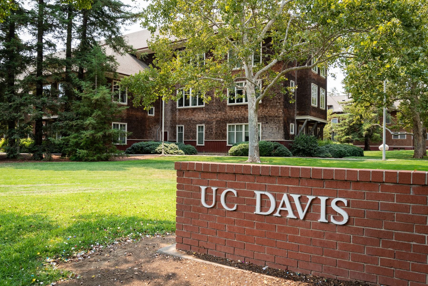 UC Davis front gate