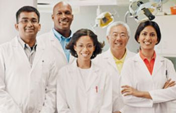 veterinary_team_getty72541331_250_flash-823902-1382723773730.jpg