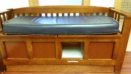 bench450.jpg