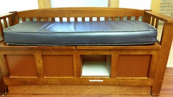 bench450.jpg