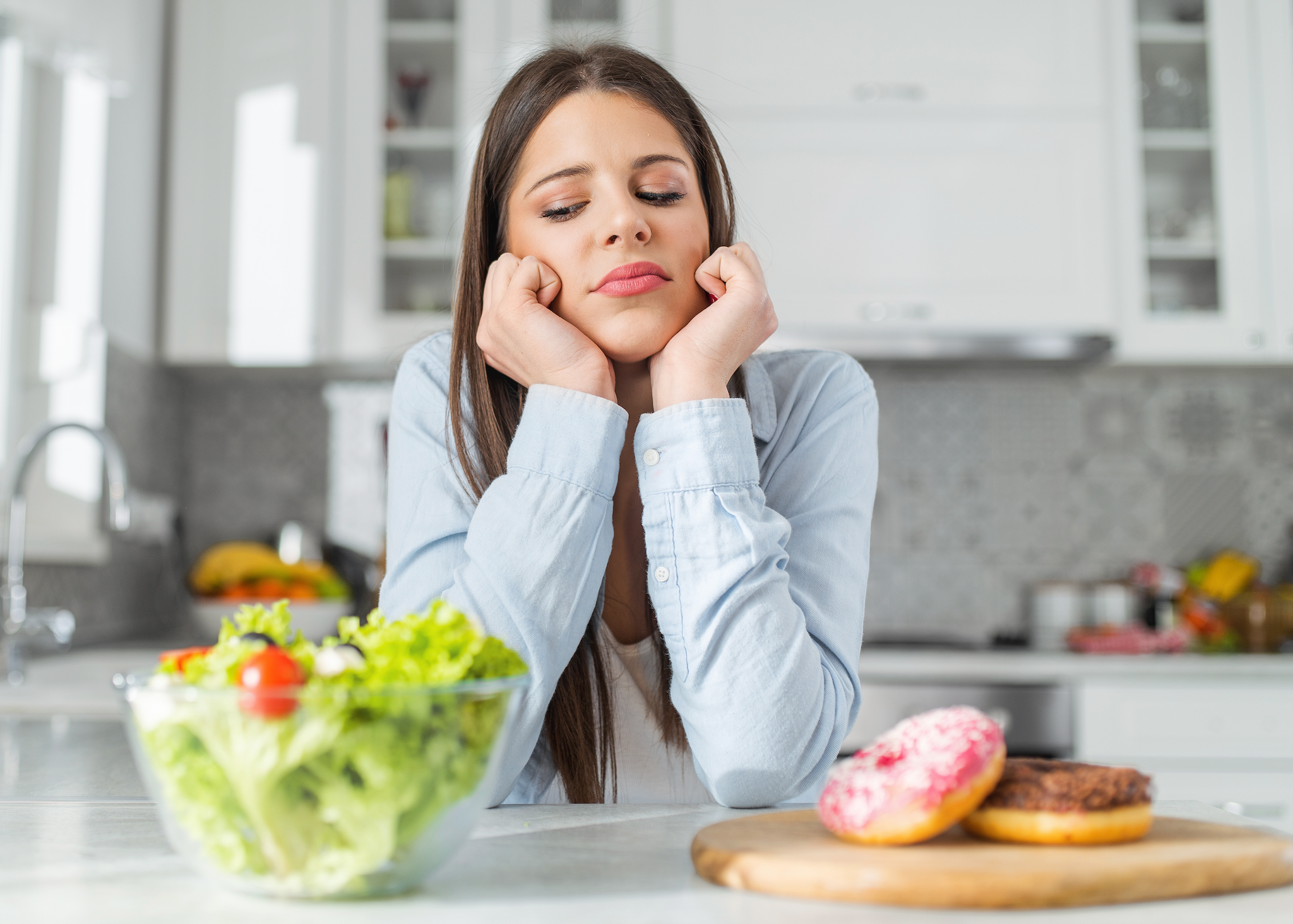 The Science Behind Food Cravings and the Gut-Brain Link