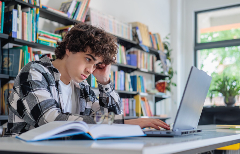 What’s the Difference Between ADHD and Just Being Distracted?