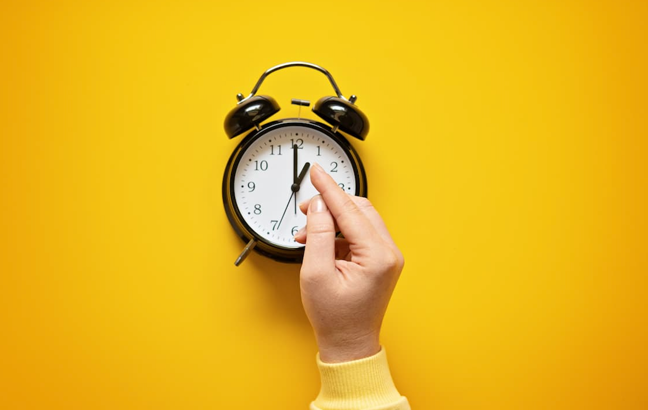 The House Just Voted to End Clock Changes. A Sleep Doctor Has Thoughts.