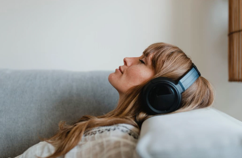 How Music Therapy Is Changing Anxiety Care for Cancer Survivors