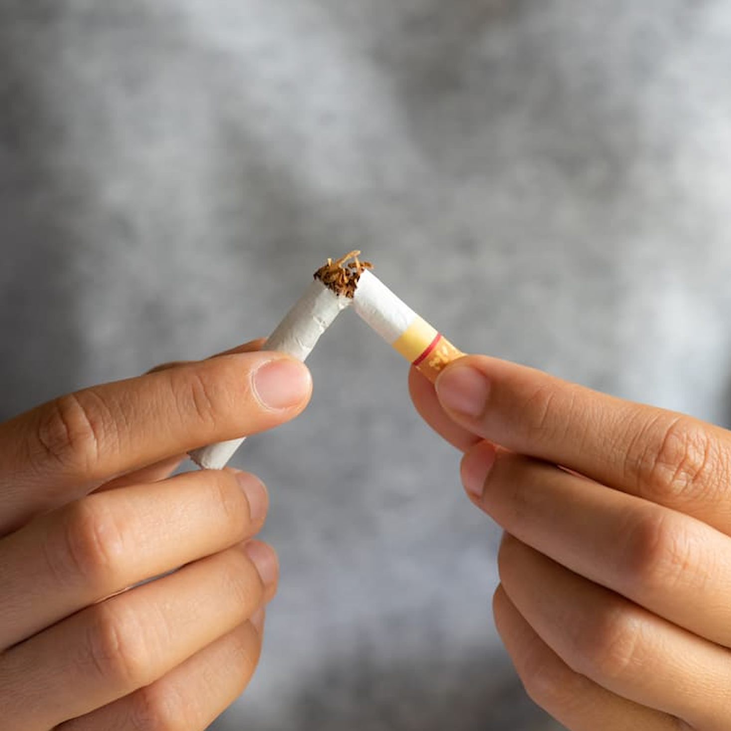 can you workout and smoke cigarettes Smoking & Workouts Both Before & After Hurt Your Gains Before training: kills oxygen & performance. After training: blocks recovery & growth. If must: 23 hrs before WHAT IMPACT DOES SMOKING HAVE