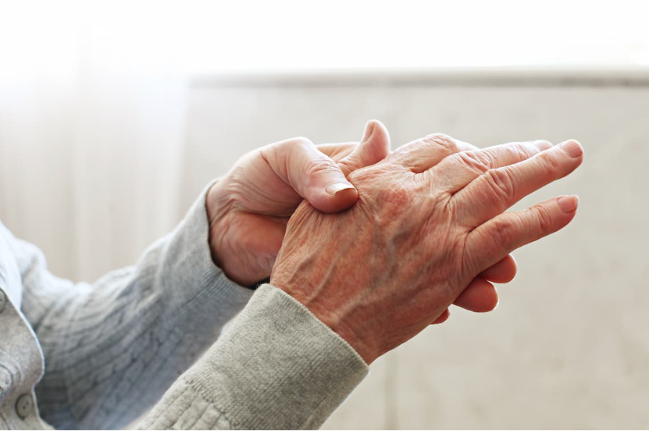 Arthritis Management Quiz: How Well Are You Protecting Your Joints?