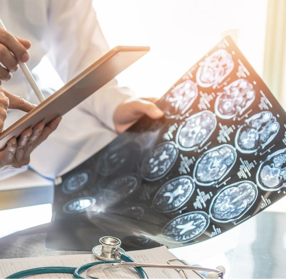 What You Need to Know About Concussions, with Chris Davlantes, M.D.