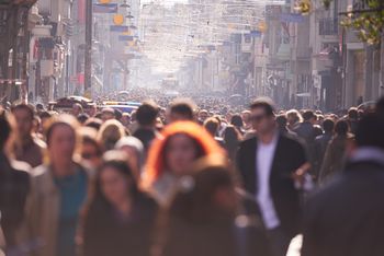 People (©Shock_AdobeStock)
