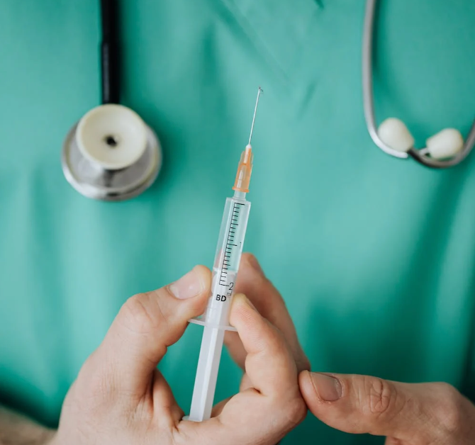 Study Explores Smoking, Intravitreal Anti-VEGF Injection Response in ...