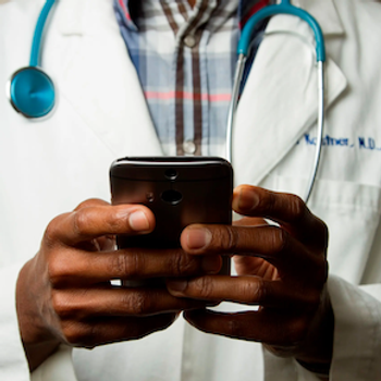 Benefits to Smartphone Photo Use in Dermatology Depend on Image Quality