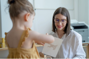 Connecting with Other Parents May Ease Parental Loneliness for Many