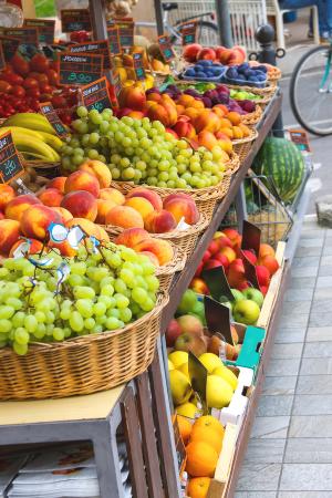 Neighborhood Access to Exercise Facilities and Healthy Food Resources Tied to Decreased T2DM