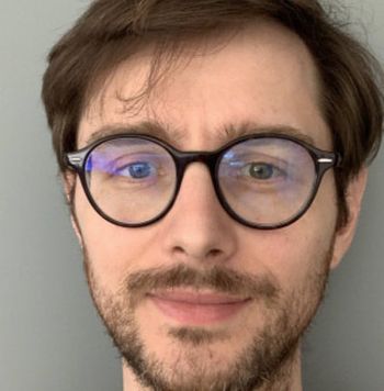 Resolving MASH Without Worsening Fibrosis Improves Post-Bariatric Surgery Survival