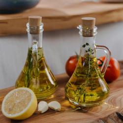 Vegetable Oil Diet Promotes Liver Health in Patients with Chronic Hepatitis B